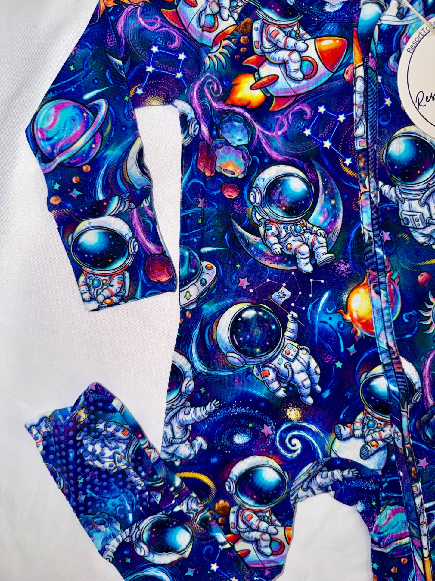 Gen Alpha Bamboo Zippy *NO CODES *